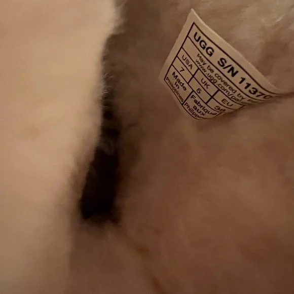 NEW UGG W Bailey Graphic Logo Strap Boot - chestnut - Picture 2 of 11